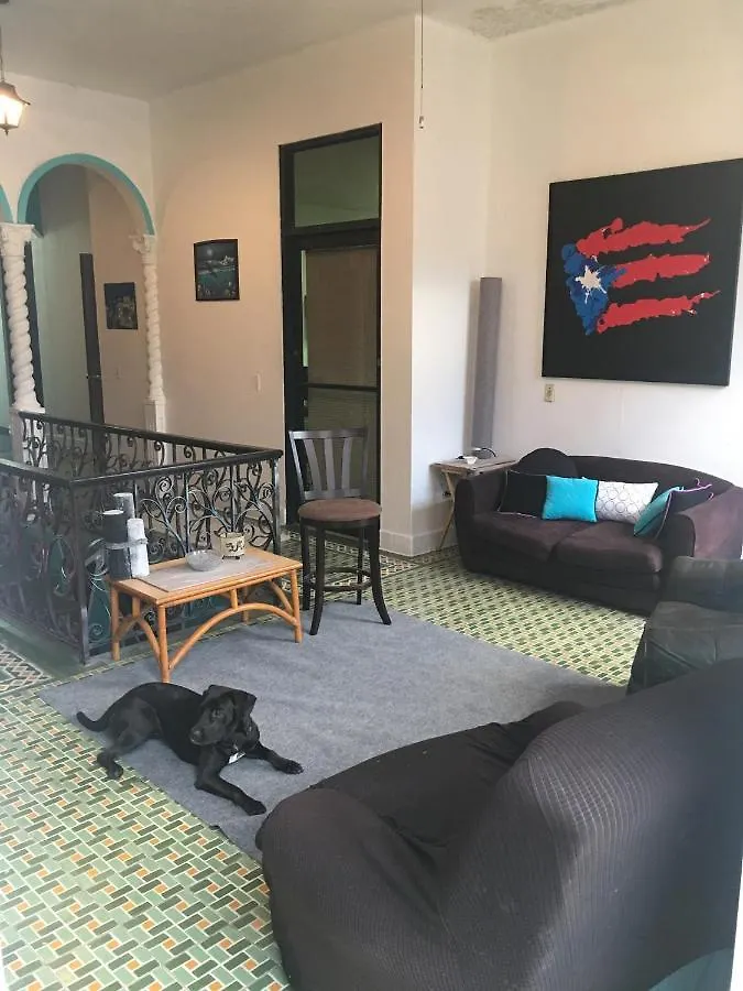 Medusa'S Hostel أغواديلا
