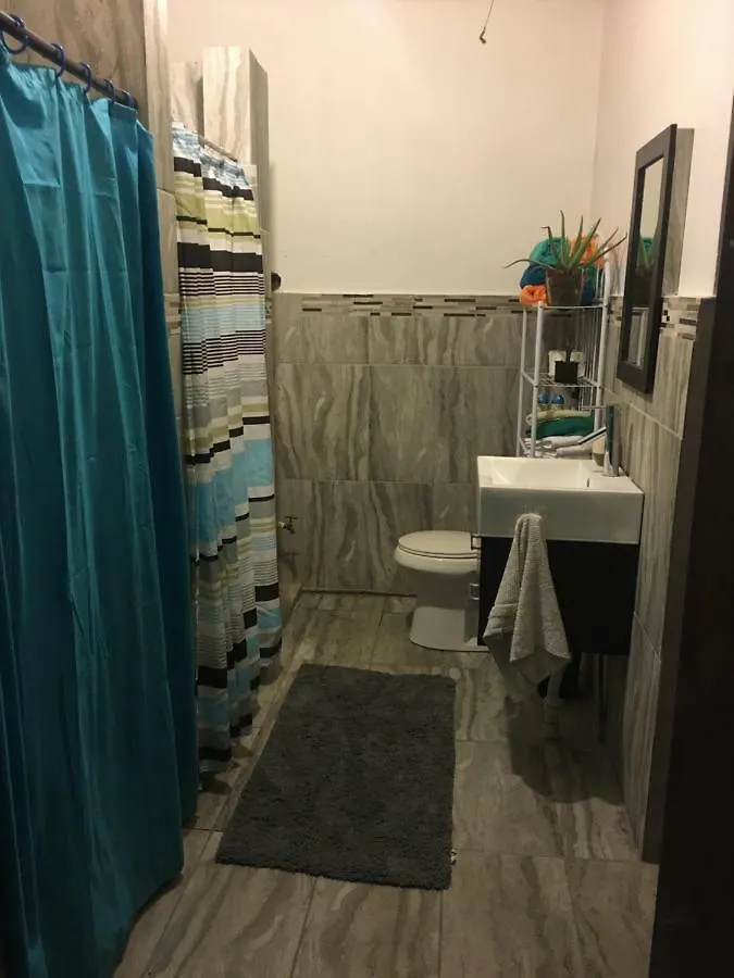 Medusa'S Hostel أغواديلا